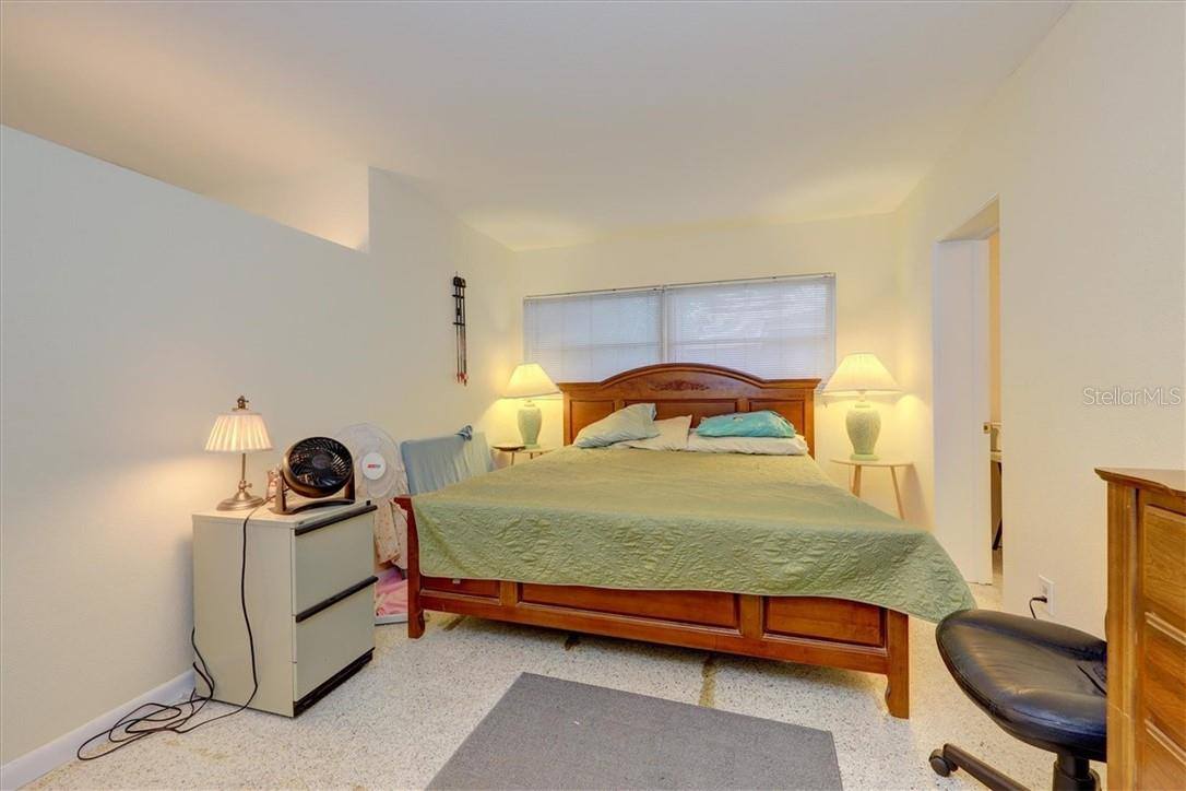 473 Lewis Boulevard SE, Saint Petersburg, FL 33705