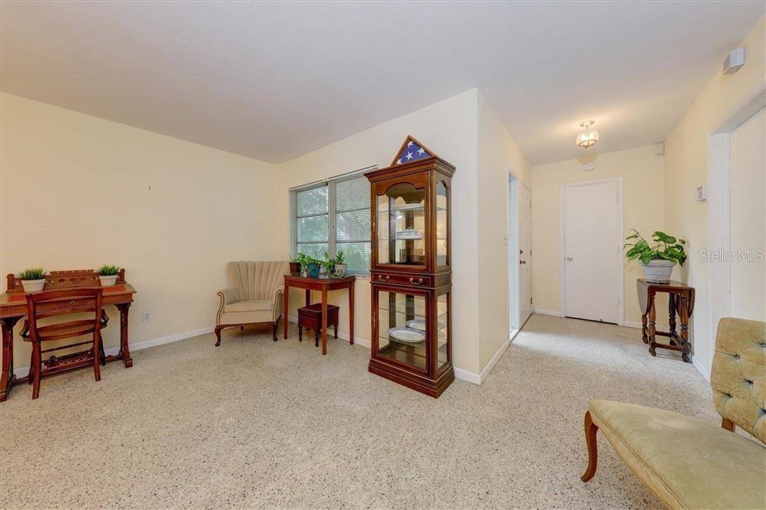 473 Lewis Boulevard SE, Saint Petersburg, FL 33705