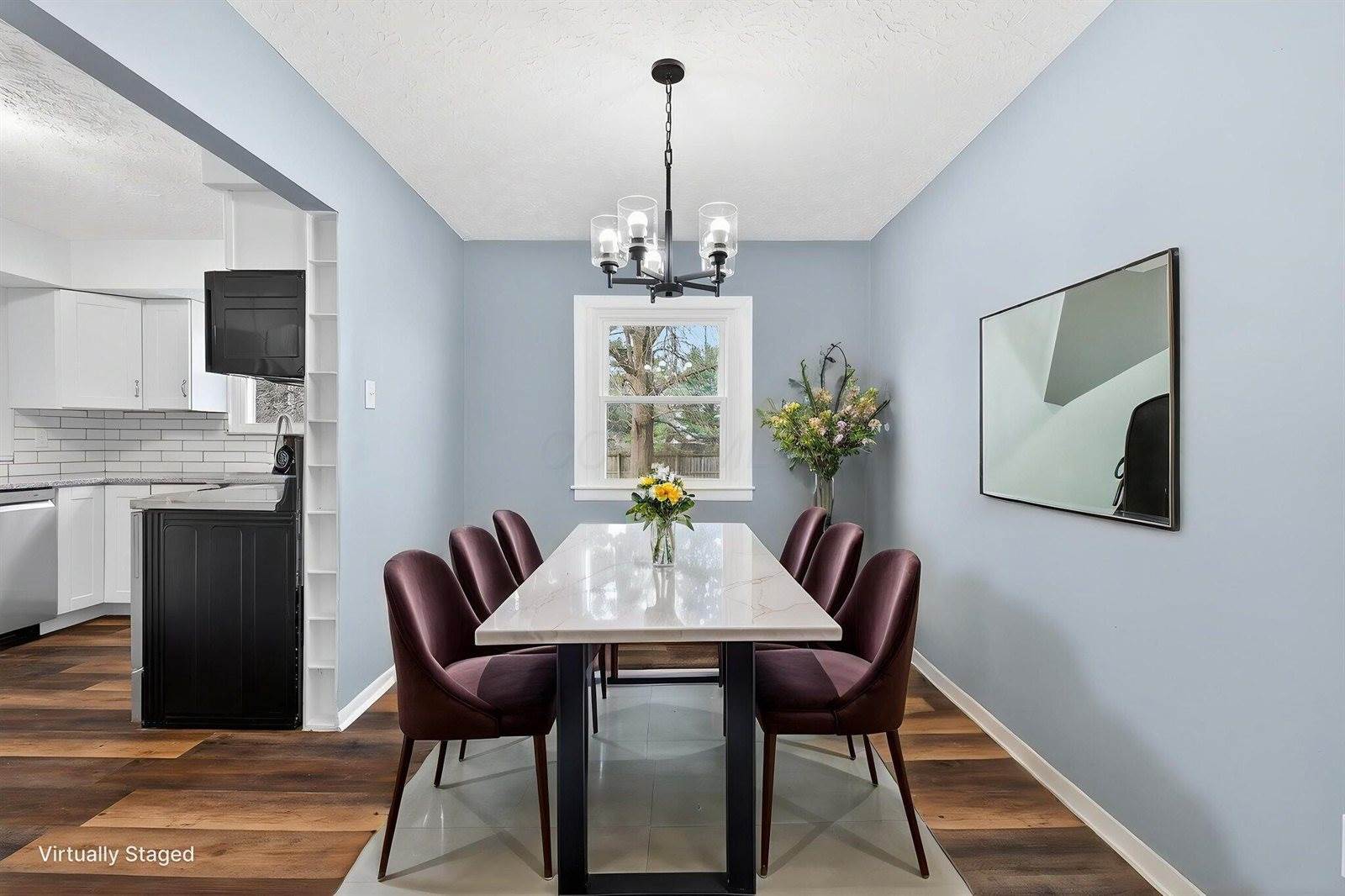 195 Parkwood Avenue, Pickerington, OH 43147