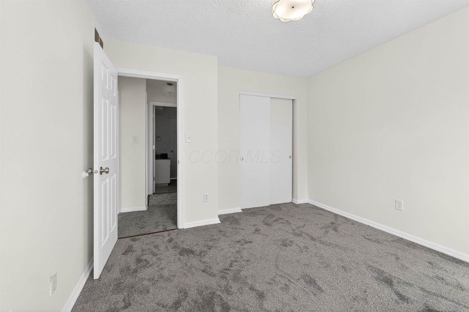 195 Parkwood Avenue, Pickerington, OH 43147