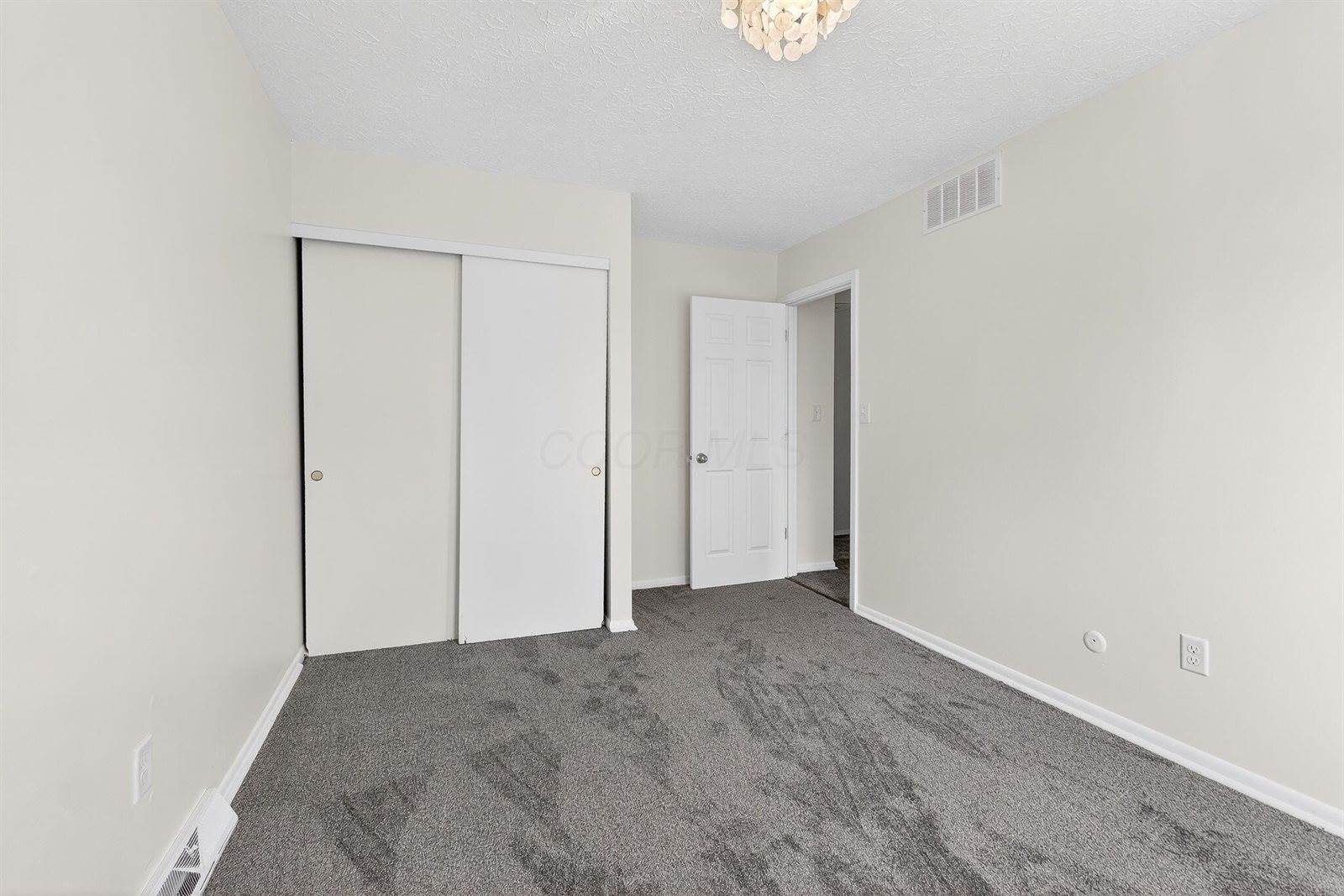 195 Parkwood Avenue, Pickerington, OH 43147