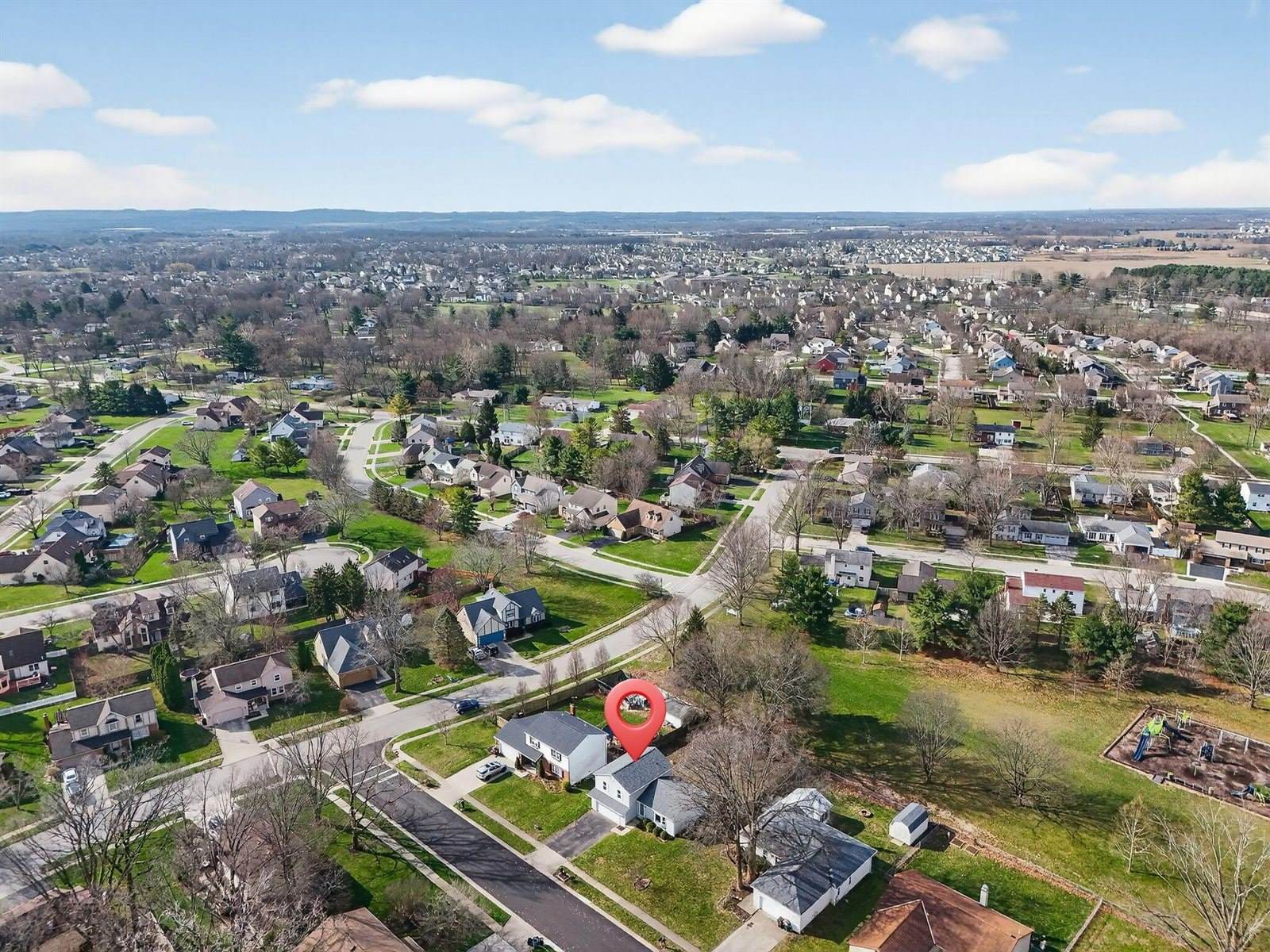 195 Parkwood Avenue, Pickerington, OH 43147