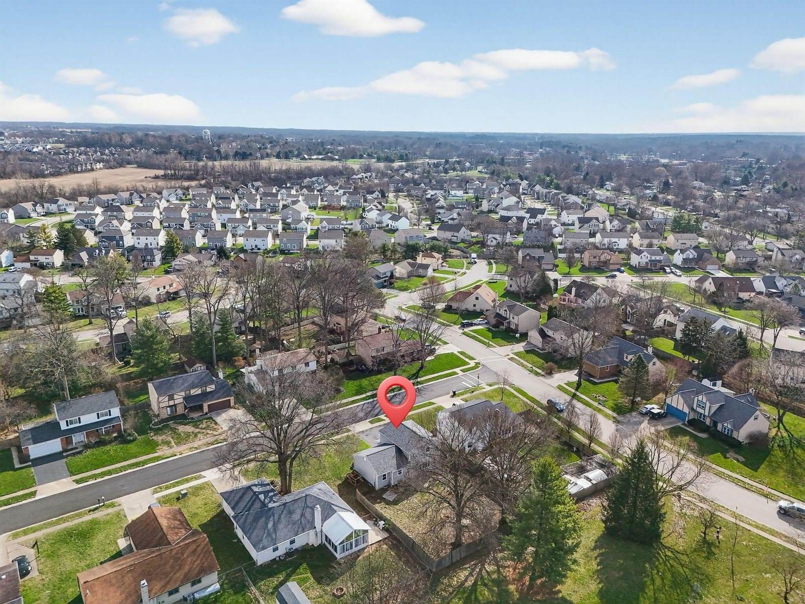 195 Parkwood Avenue, Pickerington, OH 43147