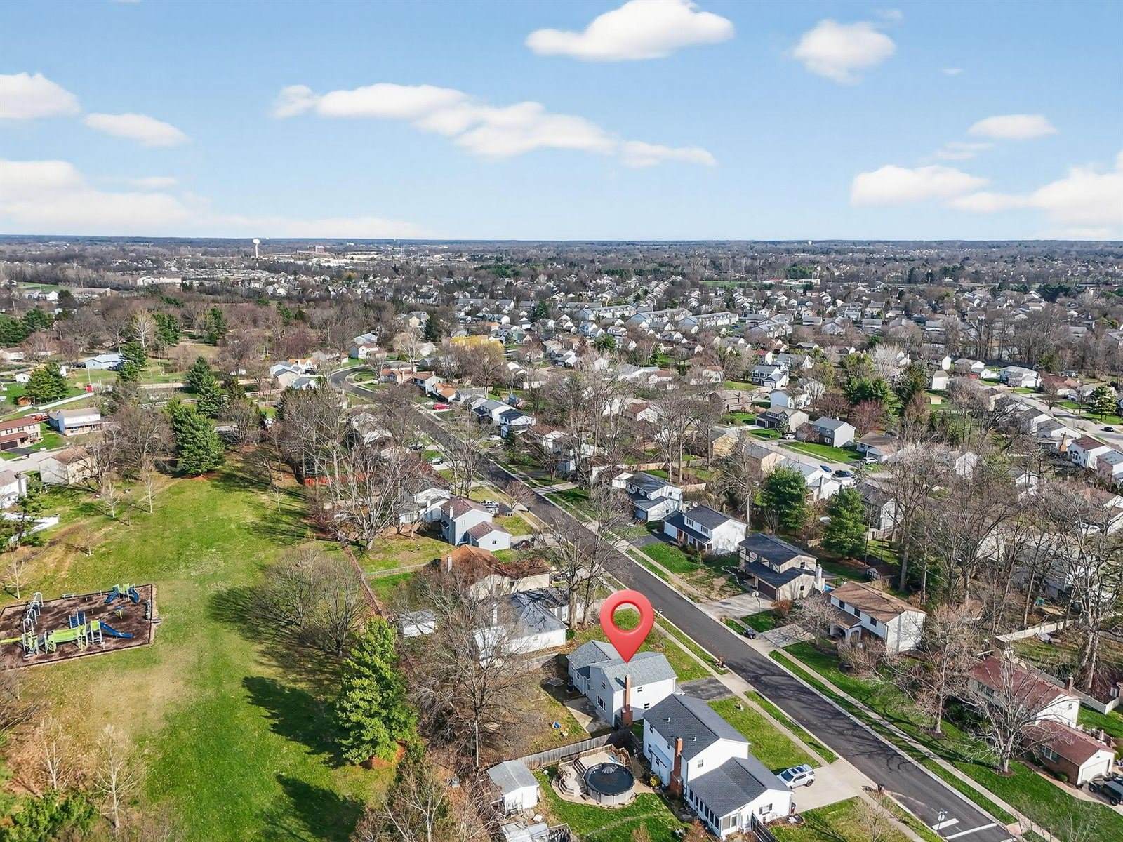 195 Parkwood Avenue, Pickerington, OH 43147