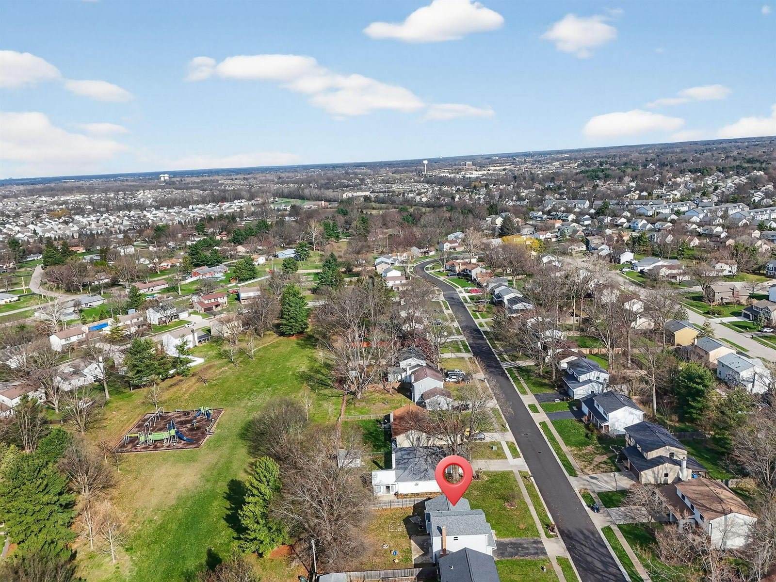 195 Parkwood Avenue, Pickerington, OH 43147