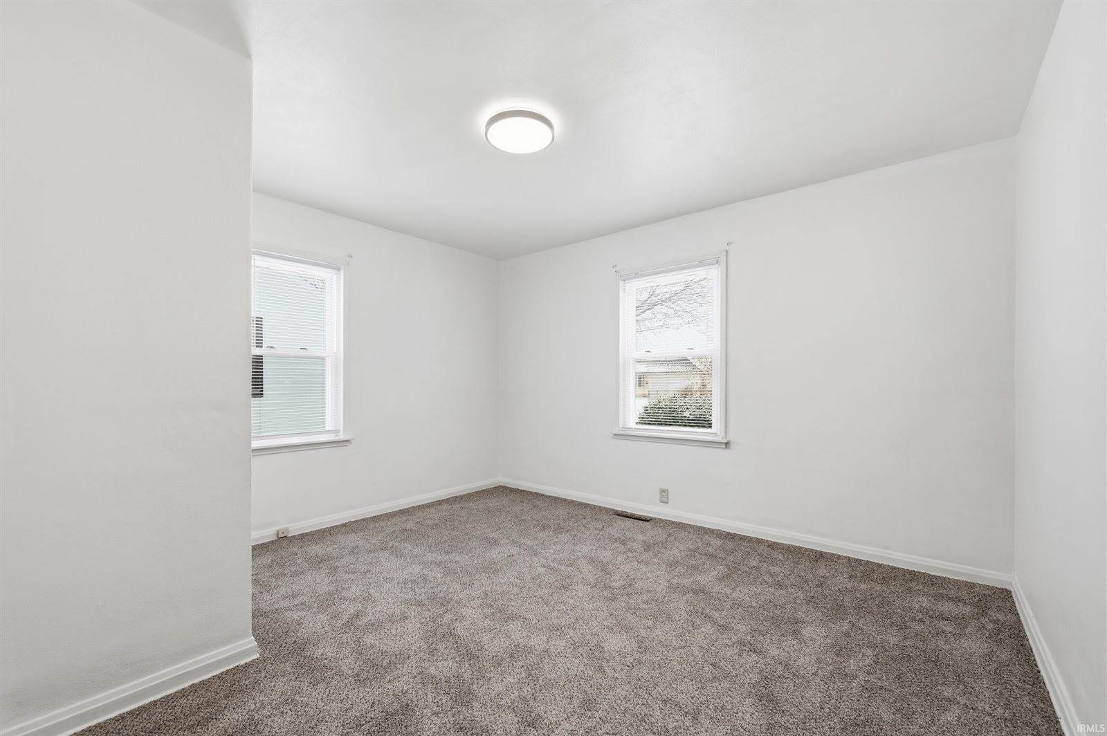 2113 N New York Avenue, Muncie, IN 47304