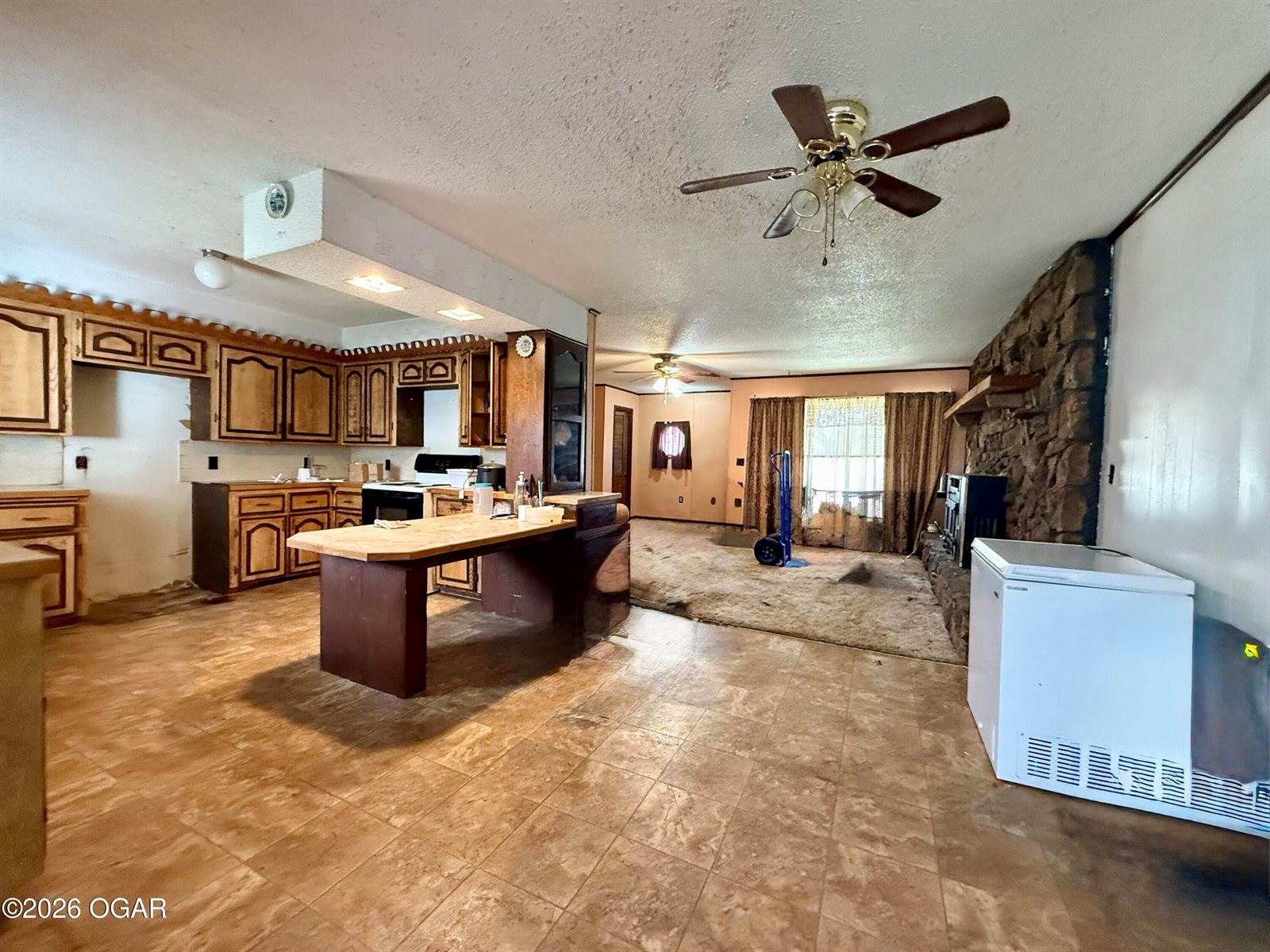 210 South Ozark Trail, Goodman, MO 64843