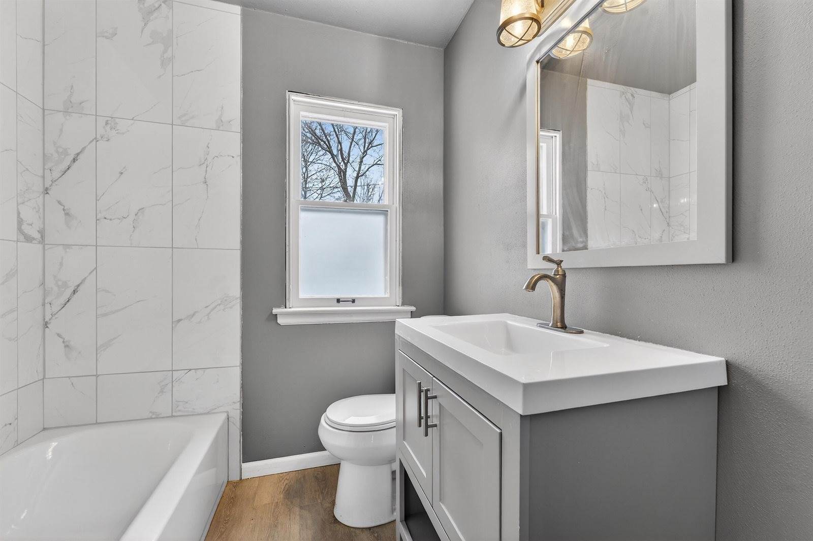 5620 West Thurston Ave, Milwaukee, WI 53218