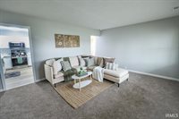805 W Broadway Street, Alexandria, IN 46001