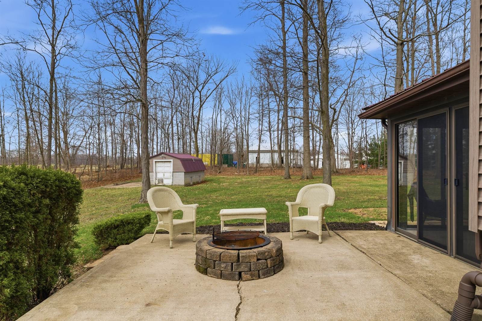 190 County Road 800, Polk, OH 44866