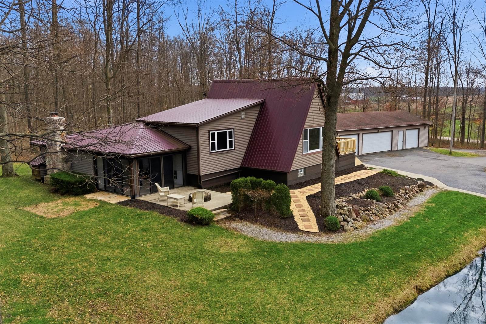 190 County Road 800, Polk, OH 44866