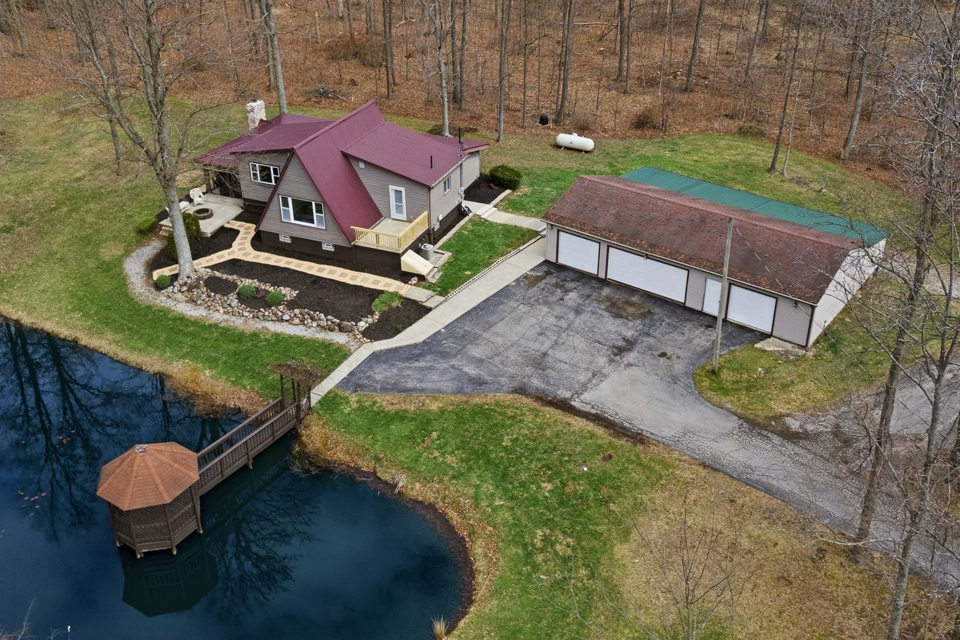 190 County Road 800, Polk, OH 44866