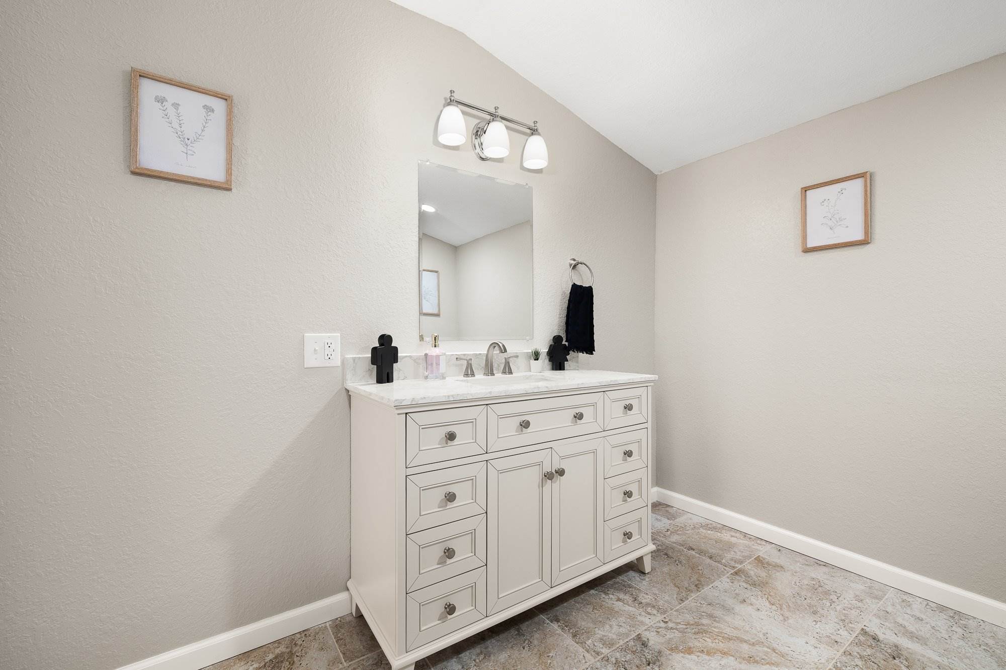 190 County Road 800, Polk, OH 44866