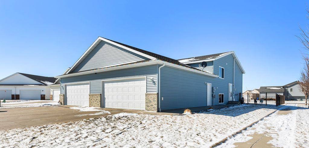 1101 39th Avenue South, Moorhead, MN 56560