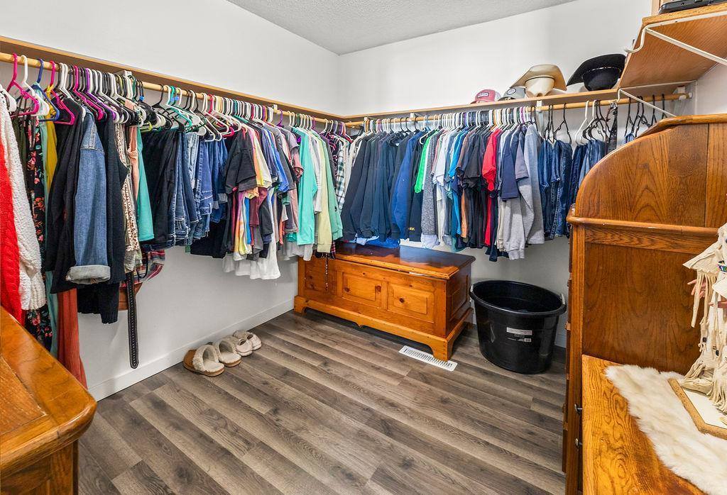 1101 39th Avenue South, Moorhead, MN 56560