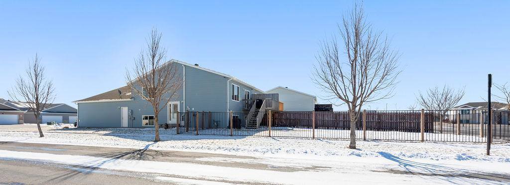 1101 39th Avenue South, Moorhead, MN 56560