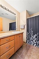 1101 39th Avenue South, Moorhead, MN 56560