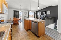 1101 39th Avenue South, Moorhead, MN 56560