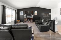 1101 39th Avenue South, Moorhead, MN 56560