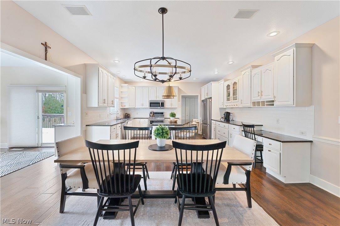 5315 Cloisters Drive, Canfield, OH 44406