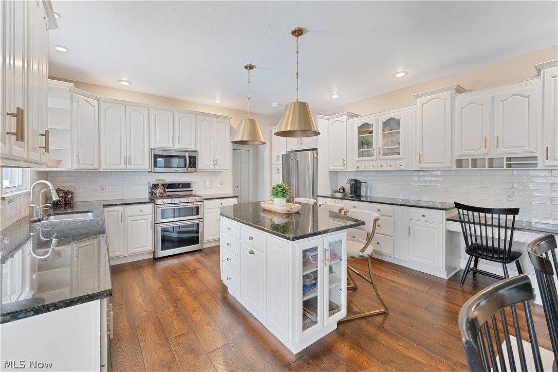 5315 Cloisters Drive, Canfield, OH 44406