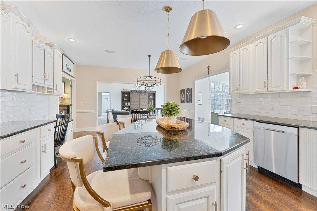 5315 Cloisters Drive, Canfield, OH 44406