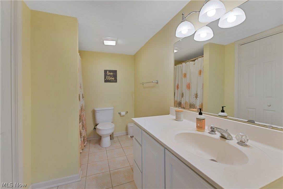 5315 Cloisters Drive, Canfield, OH 44406