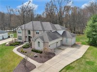 5315 Cloisters Drive, Canfield, OH 44406