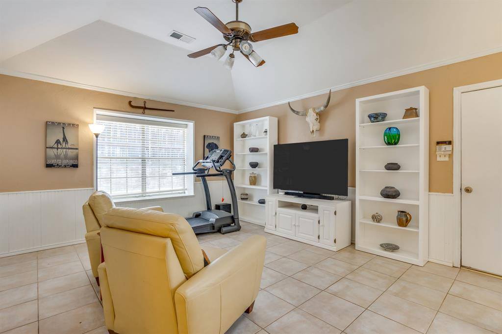 1021 Old Mill Circle, Irving, TX 75061