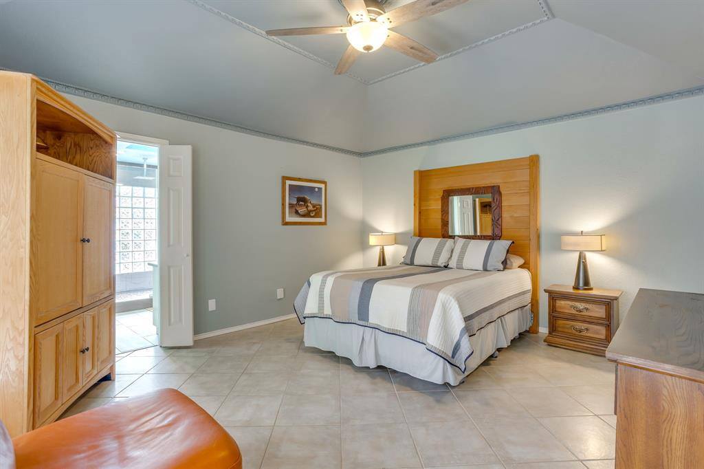 1021 Old Mill Circle, Irving, TX 75061