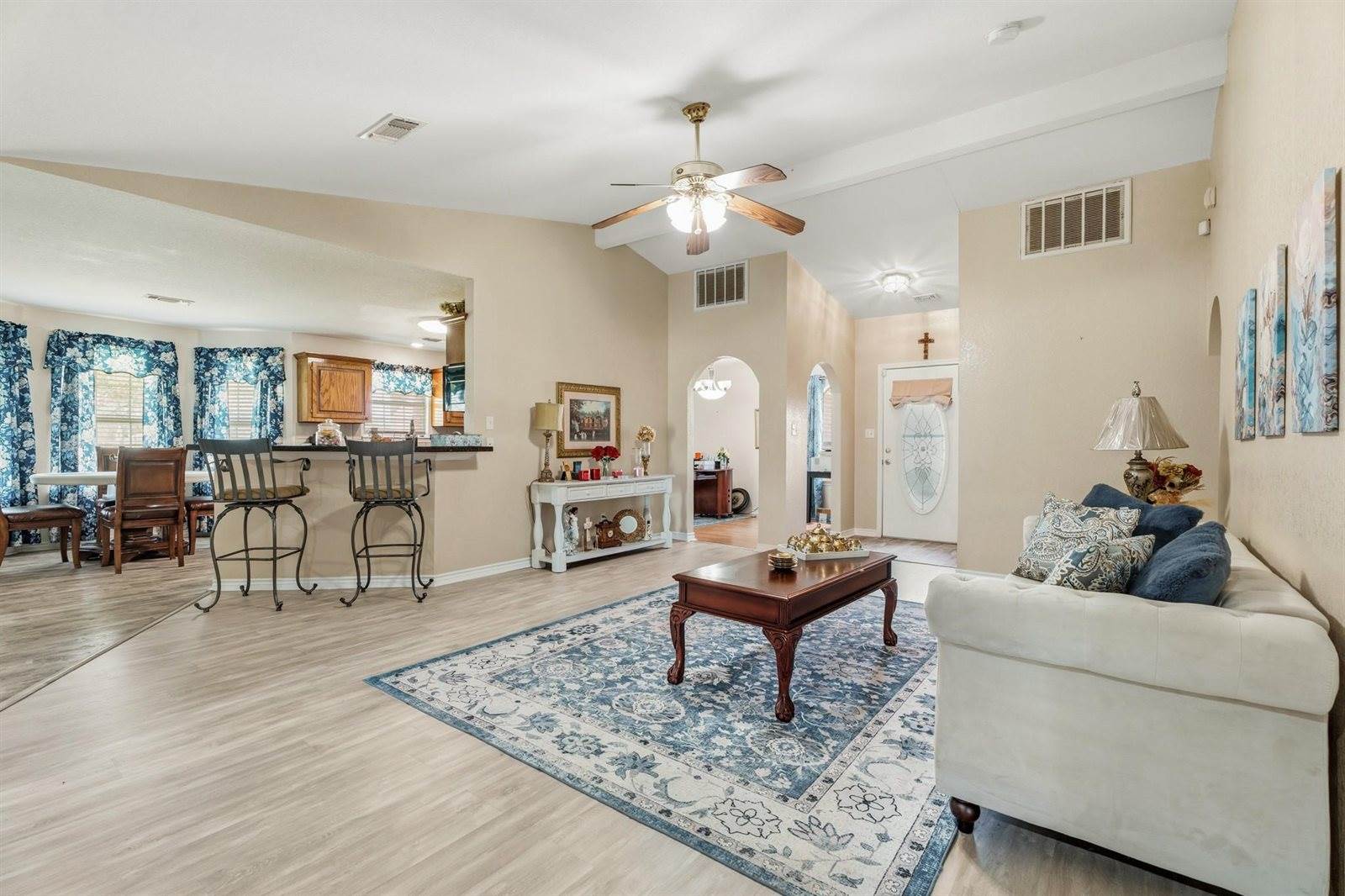 7803 Prairie Street, Hitchcock, TX 77563