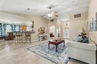 7803 Prairie Street, Hitchcock, TX 77563