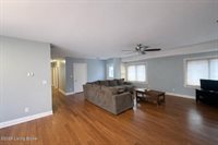 1920 Buechel Bank Rd, Louisville, KY 40218