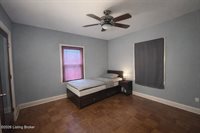 1920 Buechel Bank Rd, Louisville, KY 40218