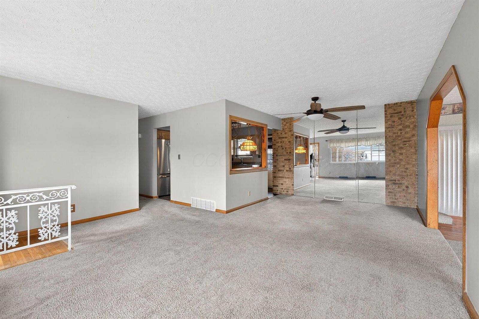 1253 Dutton Place, Columbus, OH 43227