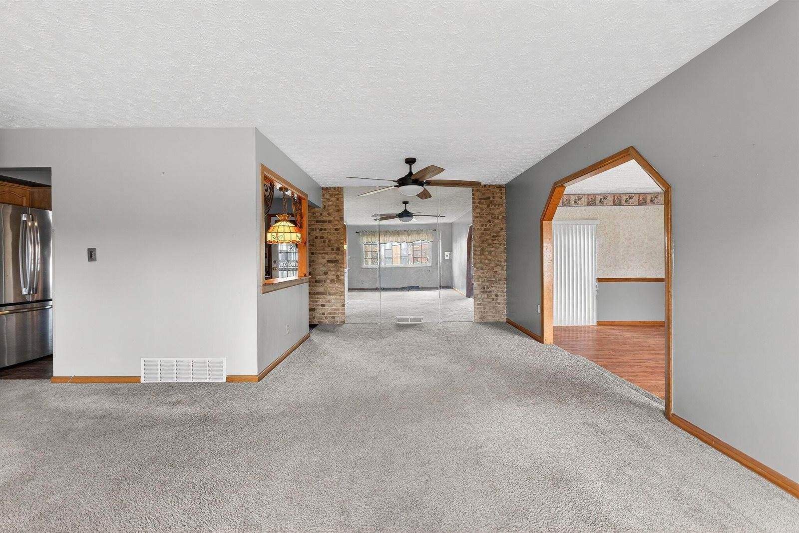 1253 Dutton Place, Columbus, OH 43227