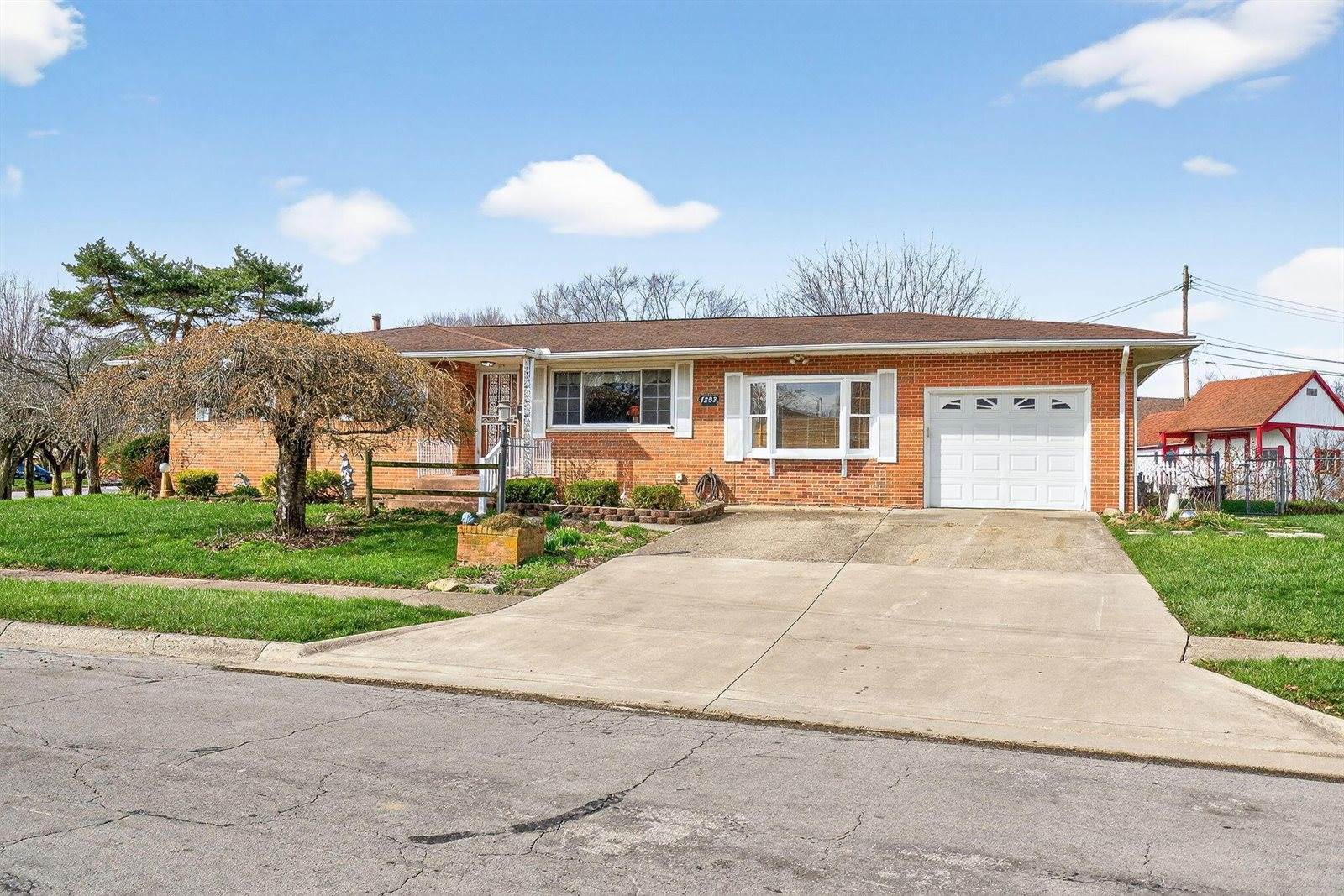 1253 Dutton Place, Columbus, OH 43227