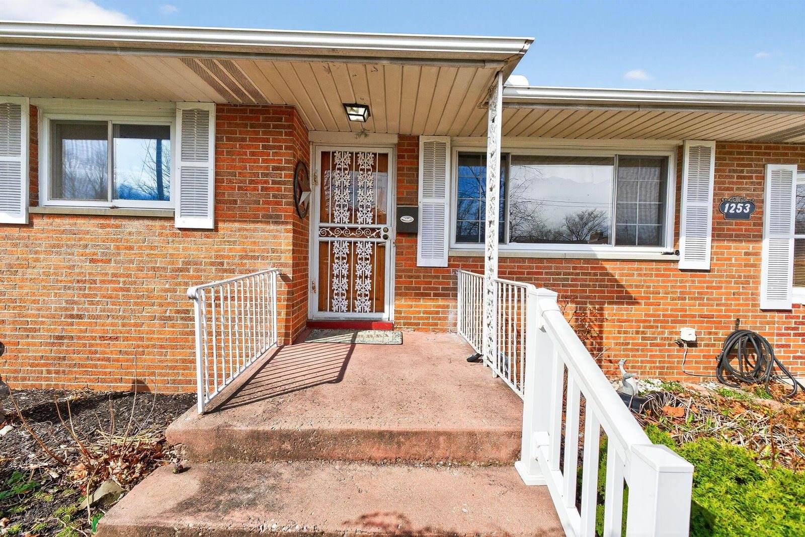 1253 Dutton Place, Columbus, OH 43227