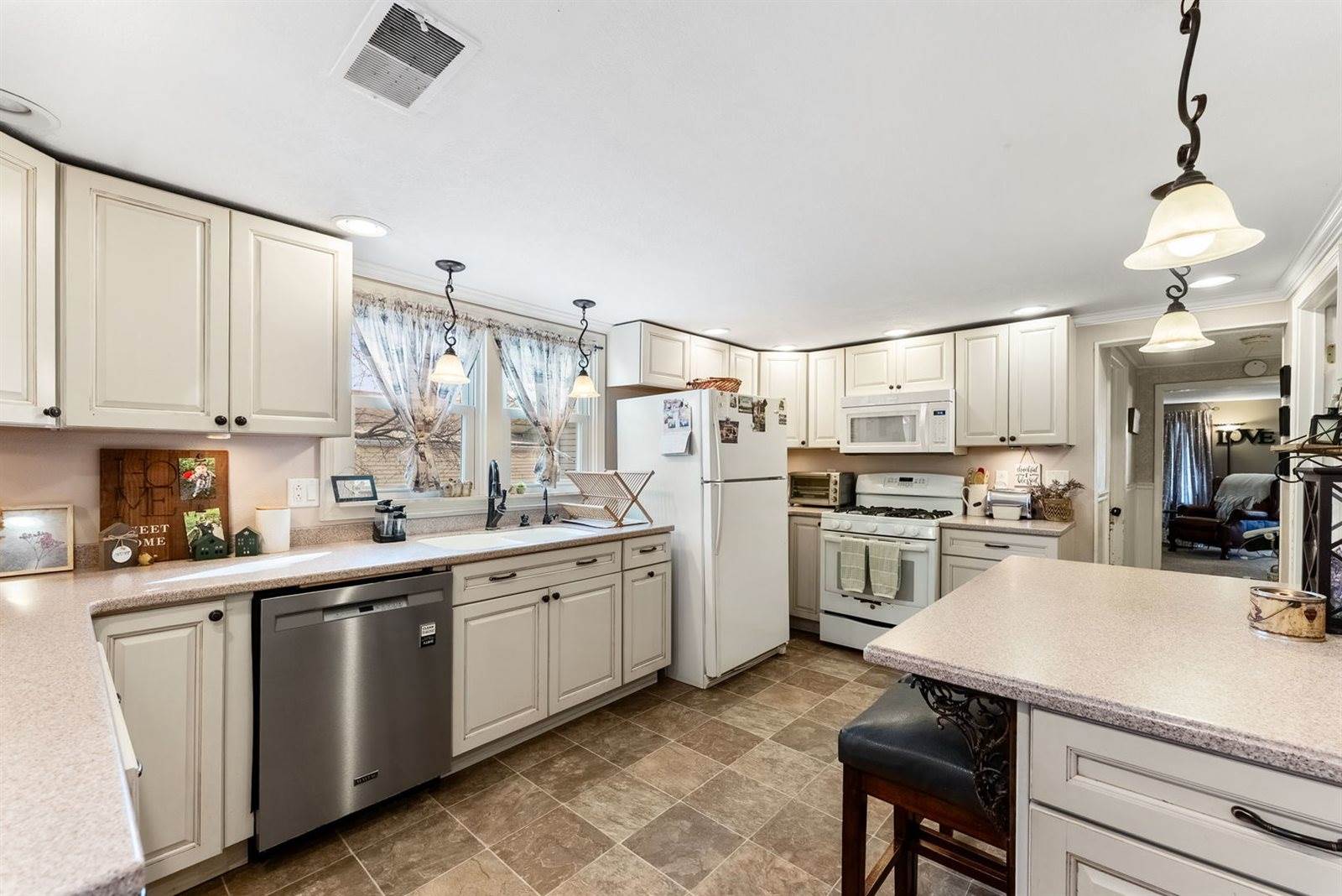 7509 24th Street, Milan, IL 61264