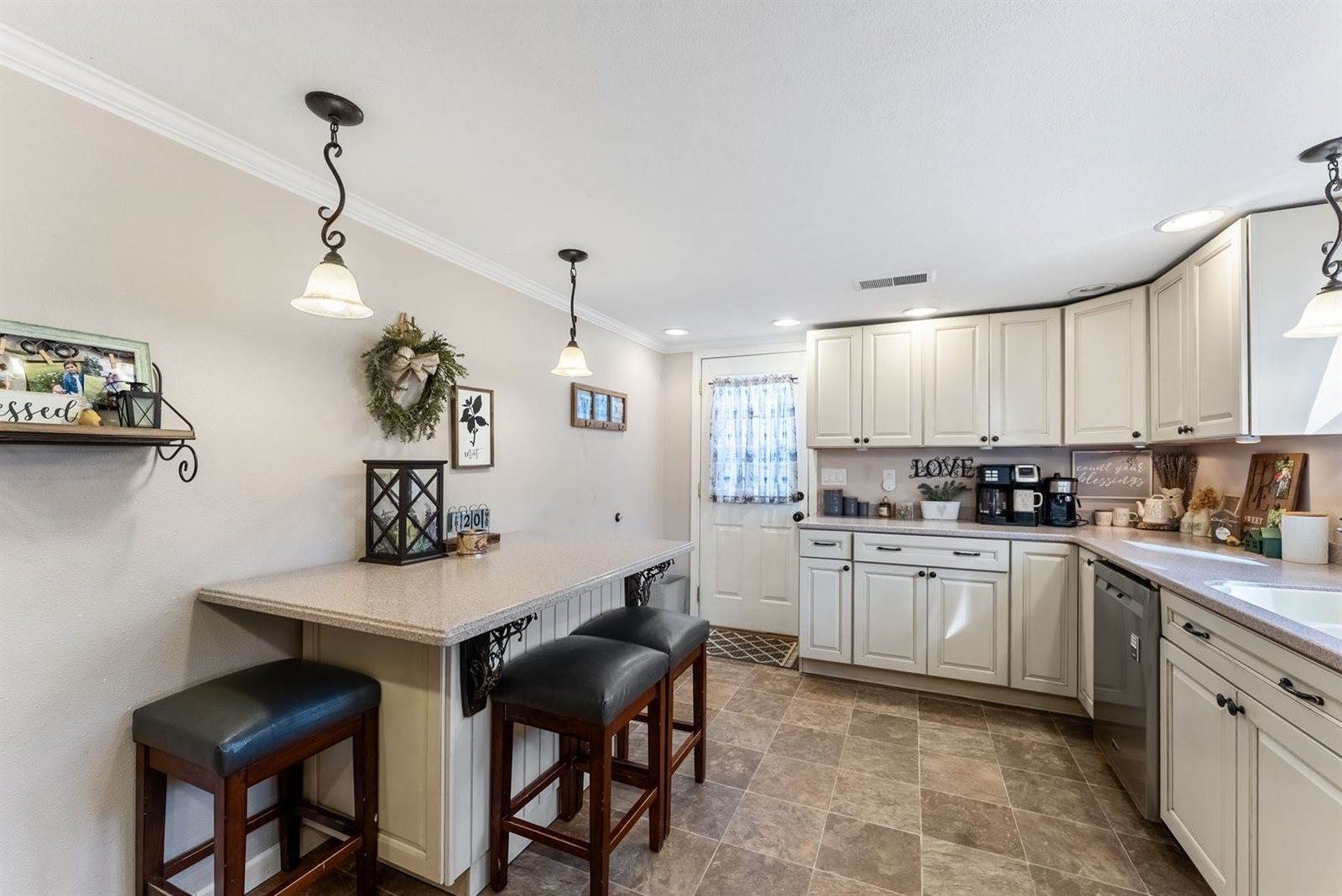 7509 24th Street, Milan, IL 61264