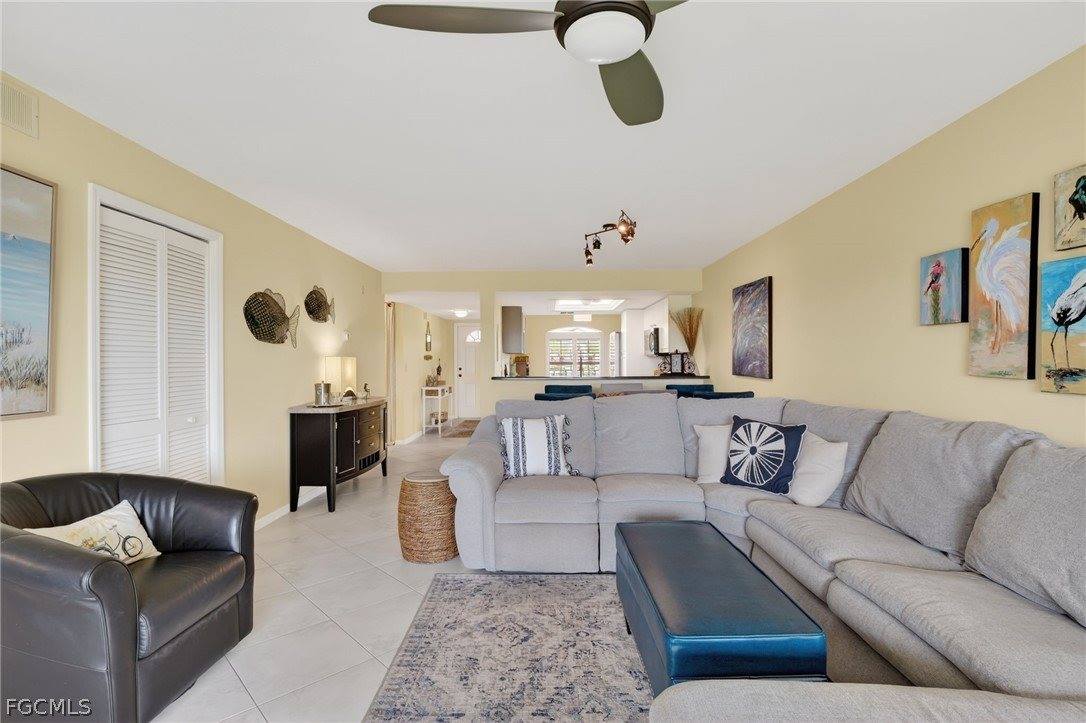 12171 Kelly Sands Way, Fort Myers, FL 33908