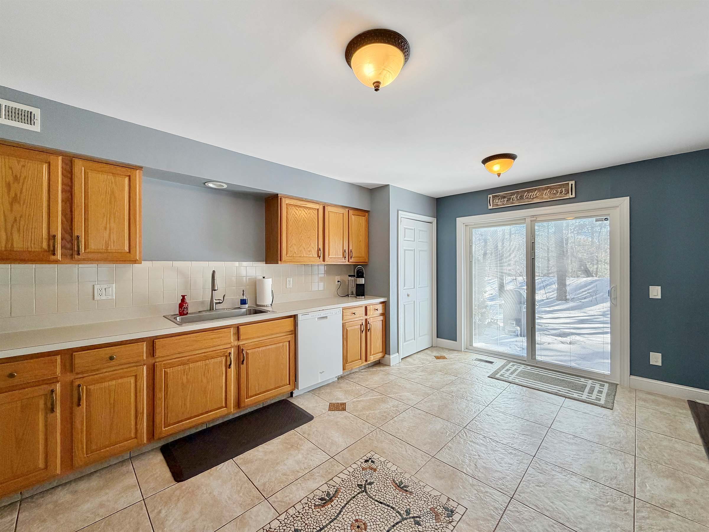 4407 Galloping Hill Ln, Toms River, NJ 08755