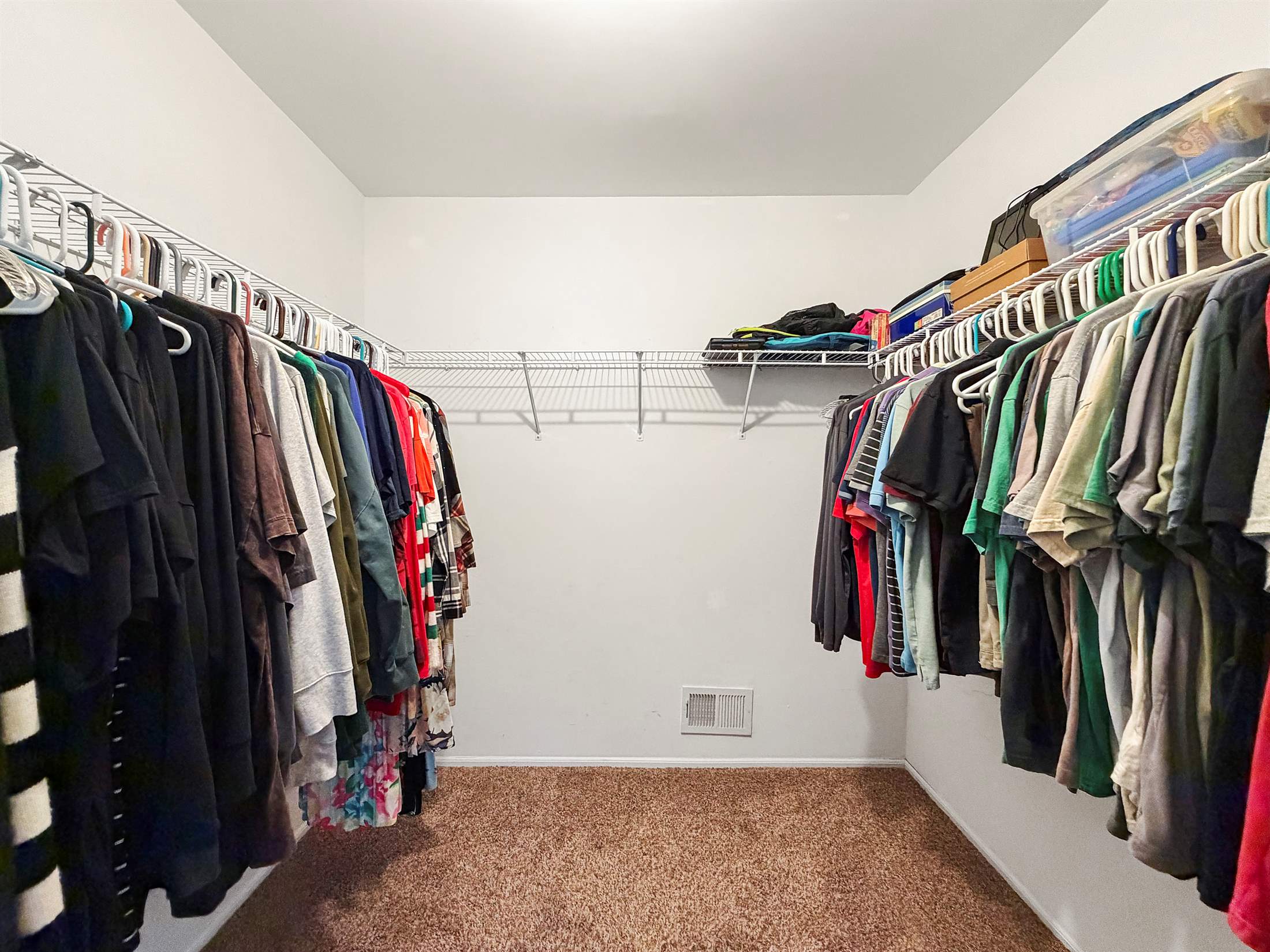 4407 Galloping Hill Ln, Toms River, NJ 08755