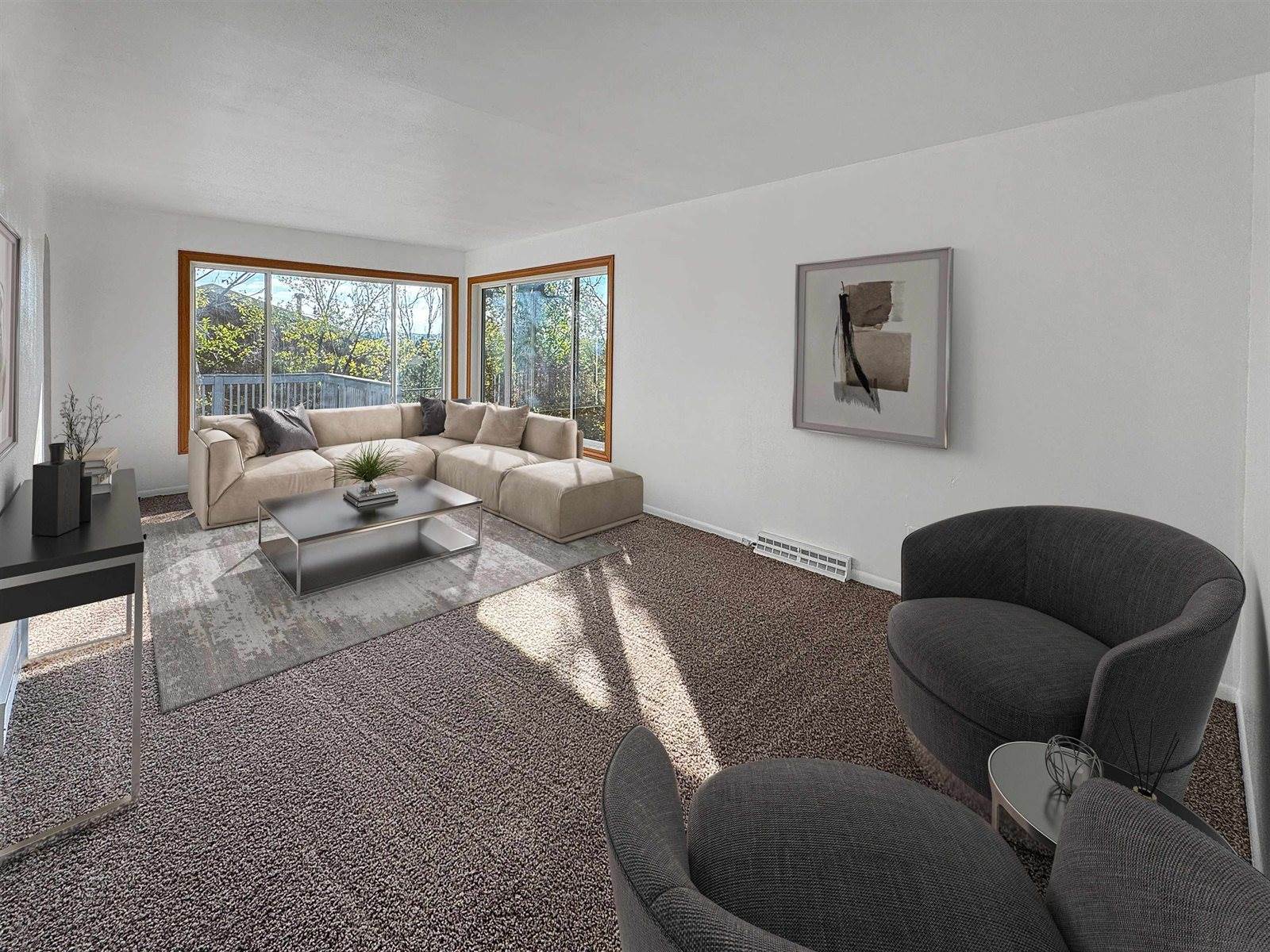 1205 4th St NE, Minot, ND 58703