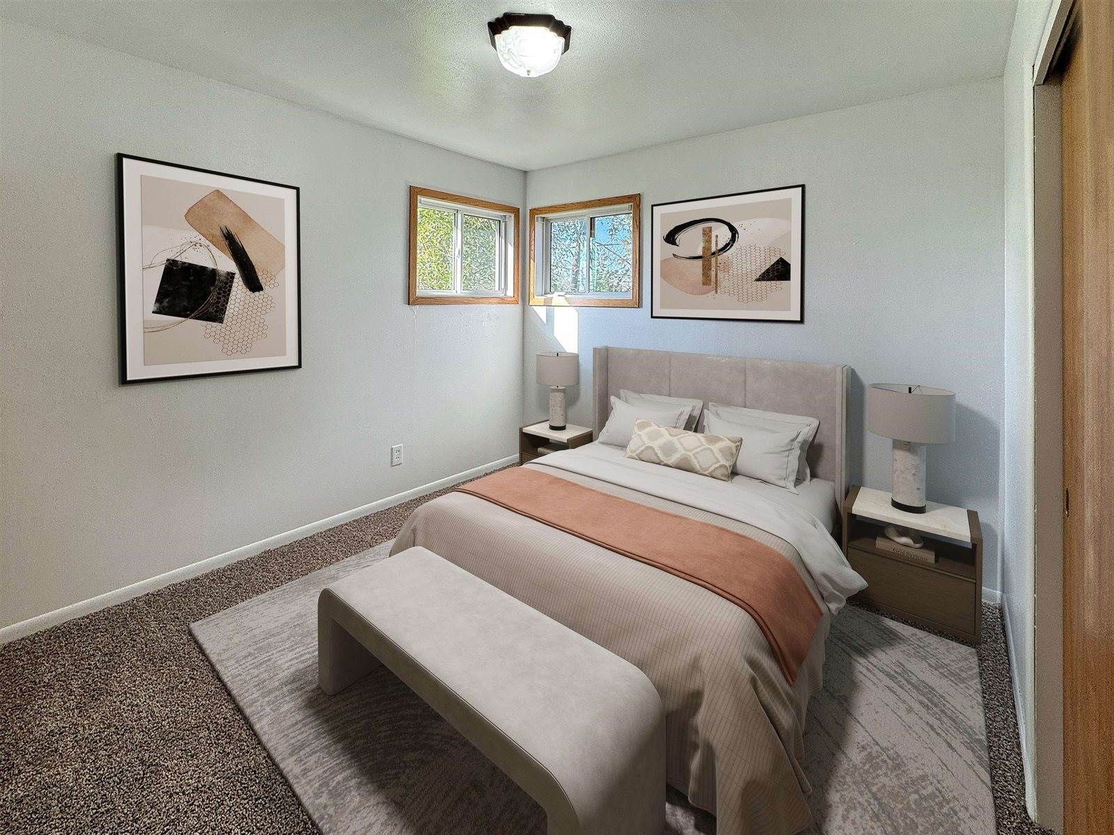 1205 4th St NE, Minot, ND 58703