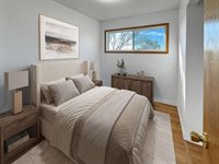 1205 4th St NE, Minot, ND 58703