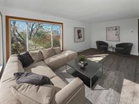 1205 4th St NE, Minot, ND 58703