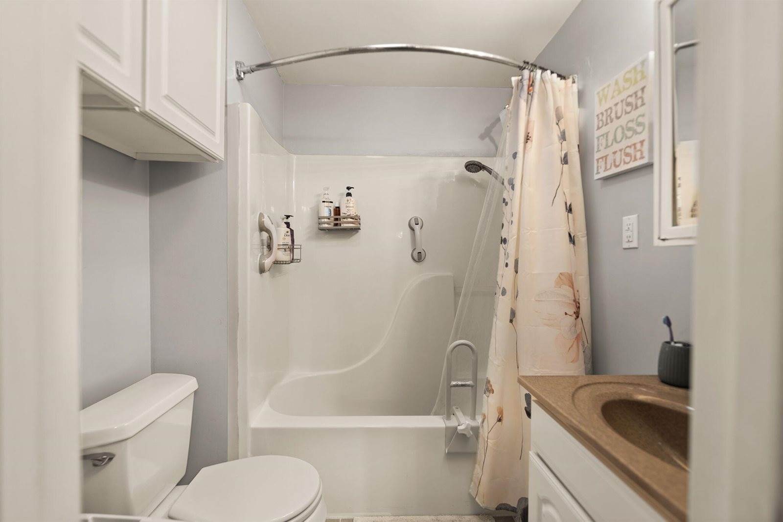 386 b Boggs Road, London, KY 40744