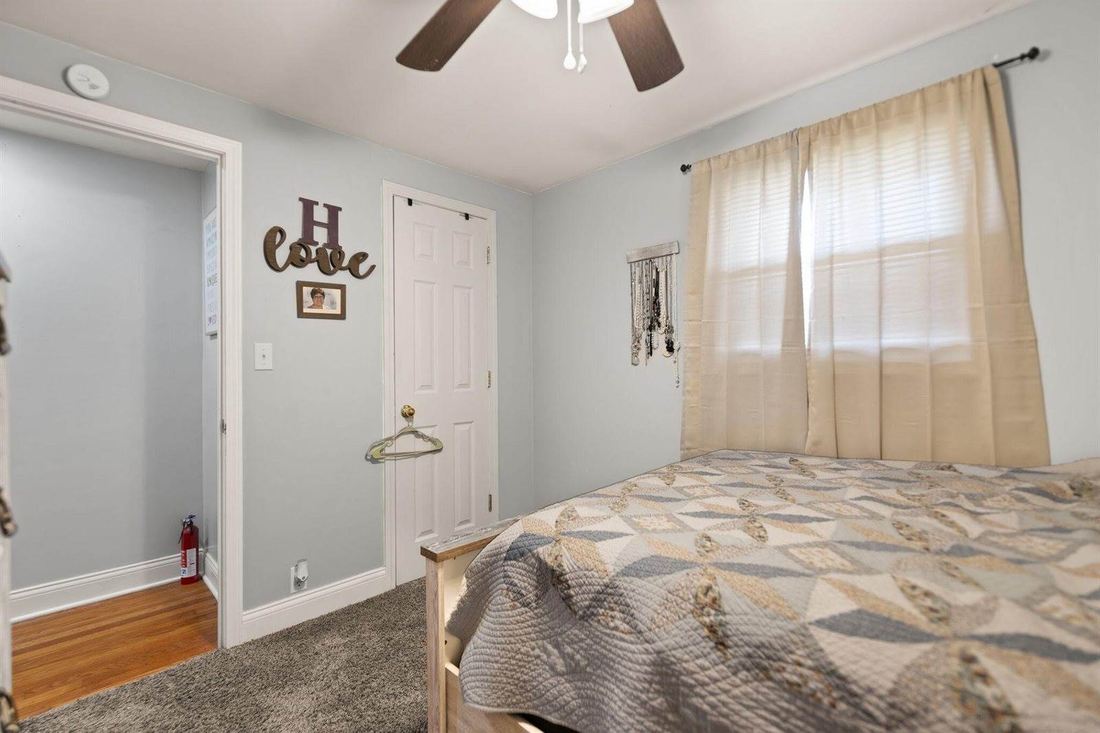 386 b Boggs Road, London, KY 40744