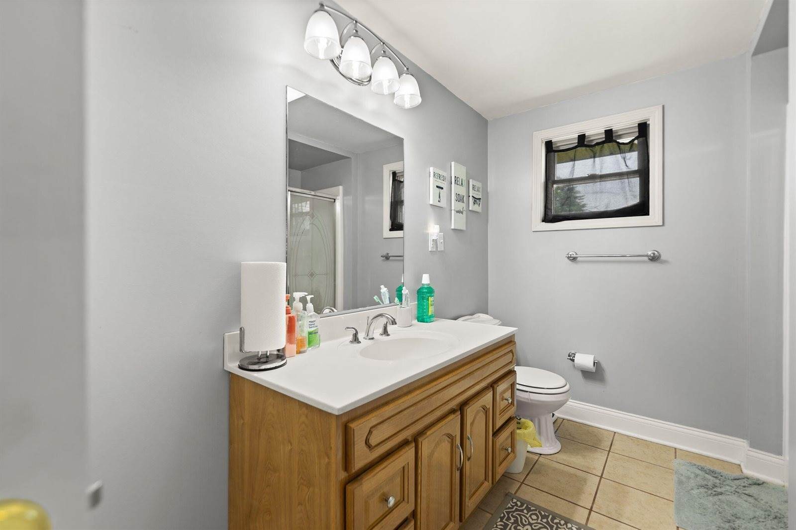 386 b Boggs Road, London, KY 40744